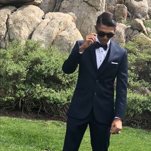 Meet your Posher, Zach